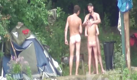 الشرج الأكل لحفر الشباب سكس مصرية عربي في الوجه